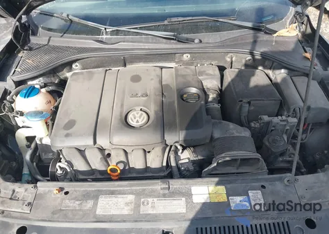 2012 Volkswagen Passat 2.5L Se z USA, uszkodzony, nr VIN 1VWBH7A37CC021804